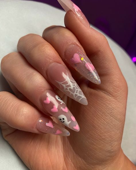 Ghost Pink Nails, Light Pink Ghost Nails, Clear Pink Halloween Nails, Pink Ghost Nails Acrylic, Sparkly Ghost Nails, Witch Nails, Cute Halloween Nails, Acrylic Nail Art, Heart Nails