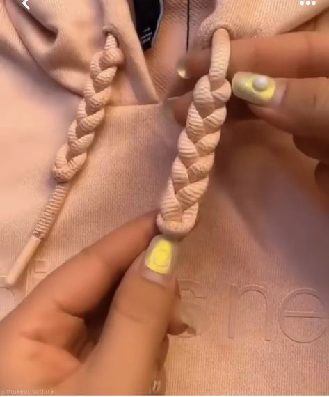 Clever Inventions, Diy Gadgets, String Crafts, Insta Bio, Knots Diy, Knots Tutorial, Tutorials Diy, Diy Clothes Life Hacks, Macrame Patterns Tutorials