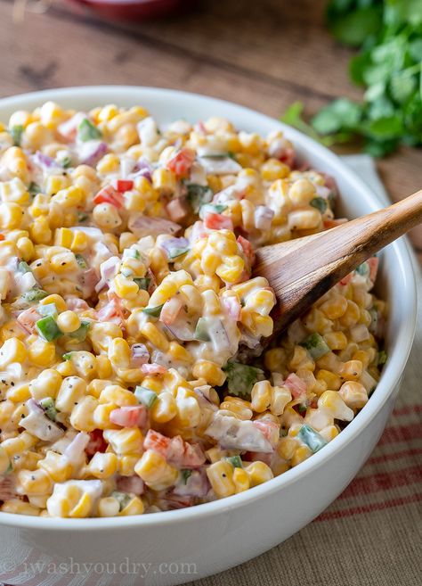 The perfect summer potluck recipe! This Creamy Corn Salad Recipe is a quick and easy side dish that’s filled with crisp corn kernels that pop in a creamy sauce; perfect for summer potlucks and bbq’s! Creamy Corn Salad, Summer Potluck Recipes, Corn Recipes Side Dishes, Corn Salad Recipe, Mexican Corn Salad, Summer Flavors, Summer Potluck, Corn Dishes, Summer Side Dish