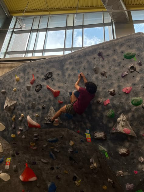 Climber Aesthetic Men, Climbing Aesthetic, Rock Climbing Aesthetic Guy, Rock Climbing Man, Rock Climbing Astethic, Aesthetic Rock Climbing, Rock Climbing Wall Aesthetic, Rock Climbing Aesthetic, Bouldering Gym