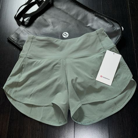 Brand New With Tags Lululemon Speed Up Hr Shorts 4” Color Gray Eucalyptus Size 6 Guaranteed Authentic Please Note I Do Not Accept/Respond To Low Ball Offers Thank You! C833 Lululemon Workout Clothes, Workout Clothes Lululemon, Lululemon Aesthetic, Lulu Outfits, Obx Dr, Womens Athletic Outfits, Lululemon Workout, Lululemon Speed Up Shorts, Lululemon Outfits