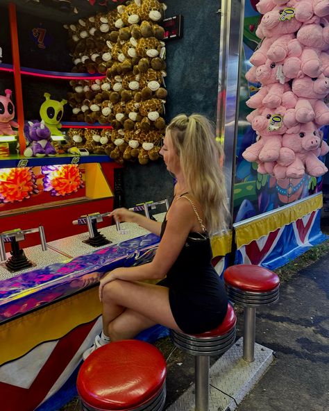 All fun and games 🧸🎈 - - - - - - - - - - #fair #countyfair #fairootd #fairoutfit #casualsummeroutfits #casualootd #summerfit Fair Outfit Summer, Fair Ootd, Outfit Inspo Casual Summer, Fair Pics, Fair Outfit, Fair Outfits, Casual Makeup, Fair Projects, Outfit Inspo Casual