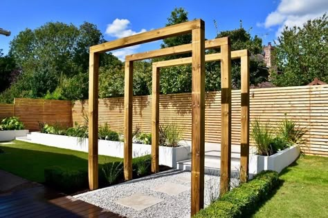 Timber Arbour Entrance, Tree Pergola, Garden Entryway, Modern Pergola Designs, Large Backyard Landscaping, Outdoor Patio Diy, Modern Pergola, Back Garden Design, Edible Paper