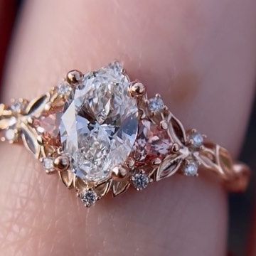 Fantasy Engagement Rings Silly Shiny Diamonds, Fairy Inspired Wedding Rings, Engagement Rings Mystical, Fairy Inspired Engagement Rings, Fairy Tale Wedding Rings, Wedding Ring Fairycore, Engagement Rings Fairycore, Engagement Ring Whimsical, Engagement Rings Etheral