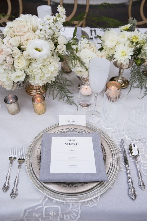 Beautiful grey and mixed metallic table setting Day Color Palette, Mixed Metals Wedding, Cake Florals, White Silver Wedding, Metal Table Decor, Metallic Table, Wedding Setup, Colors Wedding, Silver Table