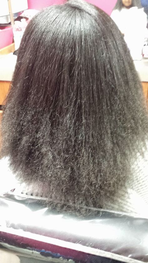 What Happens To Your Hair If You Never Get A Trim? Trimming Hair For Growth, Relaxed Hair Regimen, Long Relaxed Hair, Trim Your Own Hair, Healthy Black Hair, Hair Care Natural, Trim Hair, Relaxed Hair Care, Hair Trimming