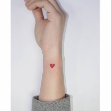 Small Name Tattoo, Red Heart Tattoo, Mustache Tattoo, Playground Tattoo, Heart Tattoos With Names, Tattoo On The Wrist, Love Heart Tattoo, Heart Minimalist, Heart Tattoo Wrist