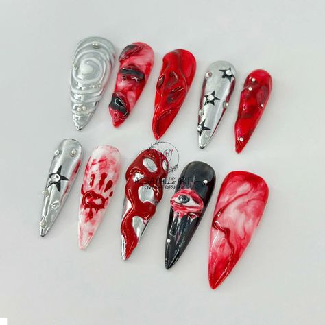 Resident Evil Inspired Nails, Extra Long Halloween Acrylic Nails, Creepy Nails Acrylic, Planchette Nails, Scary Nails Acrylic, Luna Moth Nails, Emo Gel Nails, Halloween Junk Nails, Gory Halloween Nails