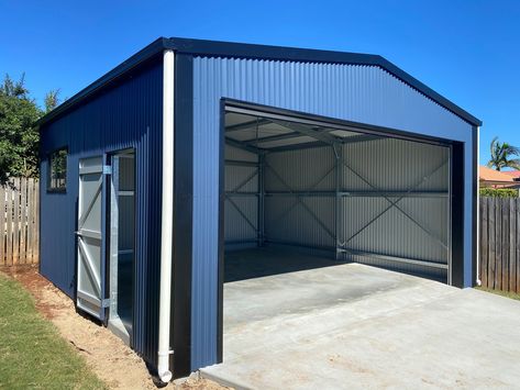 Industrial Shed Design, Industrial Shed Design Exterior, Steel Garage Interior Walls, Motorcycle Storage Shed Building, Motorbike Storage Shed, Backyard Garage, Backyard Gym, Workshop Plans, Garden Tool Shed