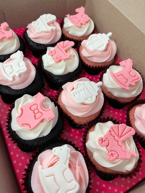 Girl Cupcakes, Baby Themes, Themed Cupcakes, Welcome Baby, Cakepops, Baby Design