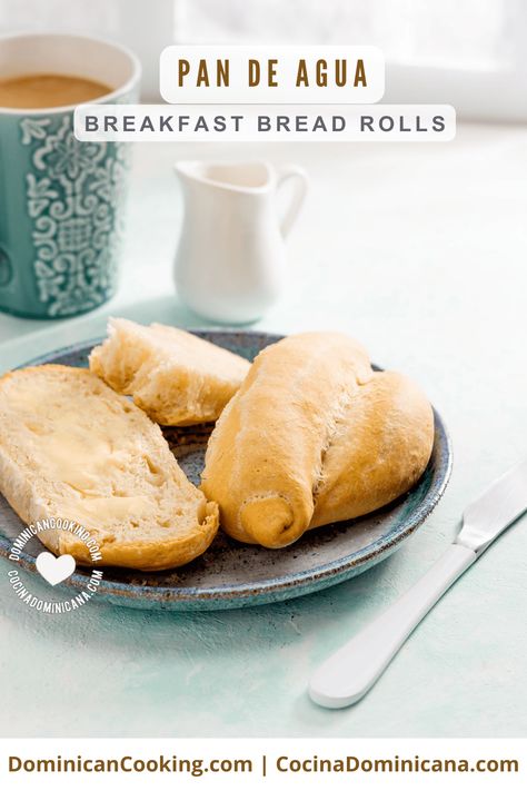 Pan de agua, with a soft crumb and firm crust, is perfect with hot drinks and essential for making Dominican sandwiches. Dominican Sandwiches, Dominican Republic Traditional Food, Dominican Desserts, Dominican Breakfast, Food Dips, Dominican Recipes, Spanish Bread, Dominican Food, Breakfast Bread