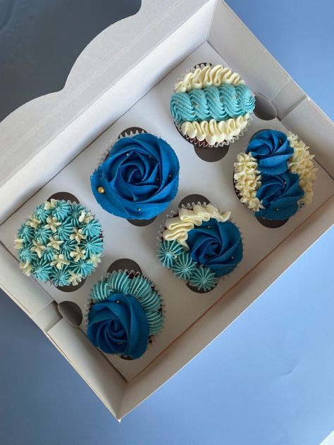 Turquoise Cupcakes, Cupcakes For Men, Elegant Cupcakes, Cupcake Decorating Tips, Blue Cupcakes, Pretty Cupcakes, Cupcake Decoration, Happy Birthday Cake Images, Valentines Day Desserts