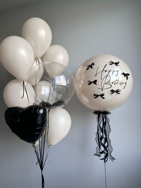 Black And White Coquette Birthday, Black And White Balloons, Balloons Ideas, 21st Bday Ideas, Deco Ballon, Happy Birthday Decor, Kids Aesthetic, Cute Birthday Pictures, Birthday Dinner Party