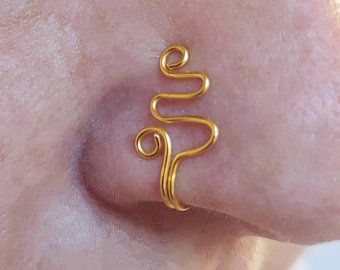 Nose Cuff Ideas, Diy Nose Cuff, Wire Nose Ring, Diy Nose Rings, Nose Cuffs, Fake Nose Ring, Nose Ring Jewelry, Nose Cuff, Faux Piercing