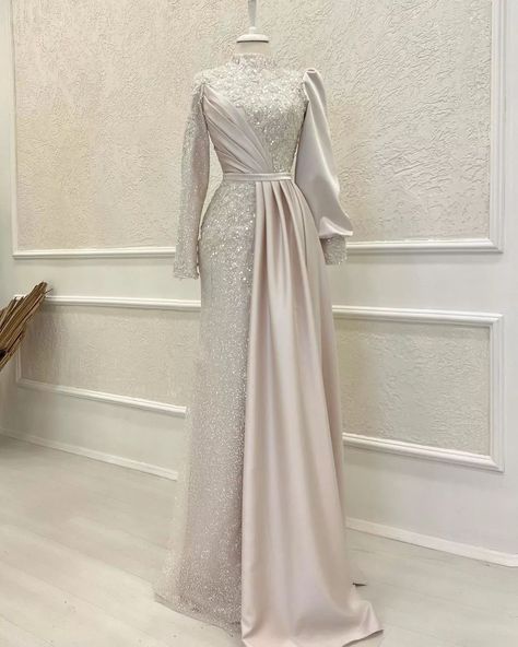 Kebaya Modest Haute Couture, Muslim Gown, Prom Night Dress, Beige Embroidery, Muslim Evening Dresses, Dress Glitter, Couture Evening Dress, Evening Dress Collection, Simple Bridesmaid Dresses