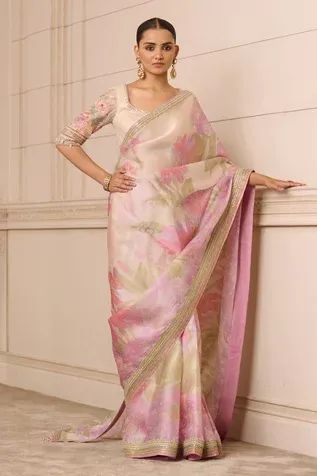 Tarun Tahiliani Saree, Saree Satin, Tulle Blouse, Textured Blouse, Floral Print Sarees, Floral Saree, Ivory Blouse, Print Saree, Tarun Tahiliani