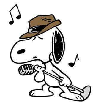 Crooner Snoopy! More Woodstock Snoopy, Snoopy Funny, Thanksgiving Wallpaper, Snoopy Images, Peanuts Cartoon, Peanuts Characters, Snoopy Wallpaper, Snoopy Quotes, Snoopy Pictures