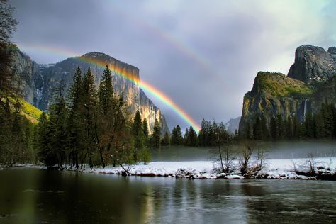 Rainbow Rainbow Promise, Rainbow Photography, God's Promise, Yosemite National, Beautiful Rainbow, Yosemite National Park, Nature Wallpaper, Most Beautiful Places, A Rainbow