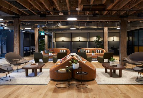 WeWork Pyrmont Coworking Offices - Sydney - Office Snapshots Office Inspiration Workspaces, Work Office Design, Work Lounge, Chill Lounge, Los Angeles Interior Design, Office Tour, Coworking Office, Office Lobby, Interior Design Games