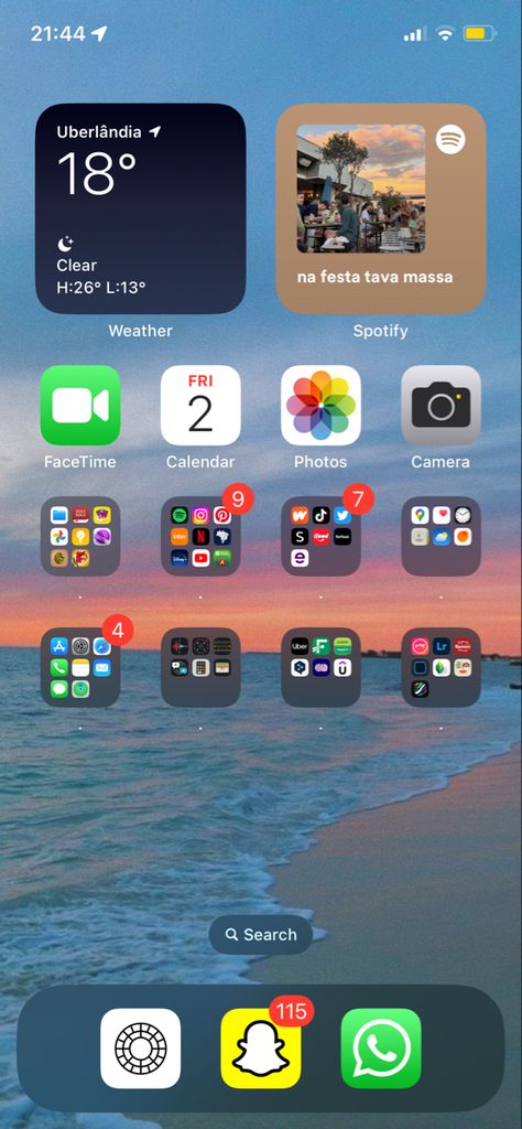 Organisation, Iphone Home Screen Layout Organized, Organisation Iphone Apps, Home Screen Organization Iphone, Iphone Screen Layout, Iphone Organization Screens, App Icon Phone, Home Screen Ideas Iphone, Home Screen Organization