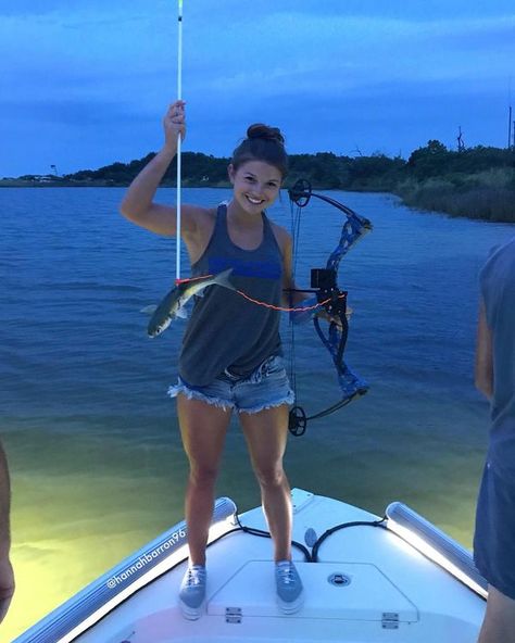 Hannah Barron Outdoors fans | Hannah Barron | Facebook Hannah Barron, First Kill, Bowfishing, Night Fishing, New Photo Download, Photo Download, Country Girl, New Photo, Fishing