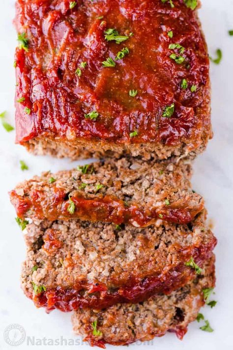 Amazing homemade Meatloaf Recipe. The meatloaf is so tender and juicy on the inside with a sweet and tangy sauce that glazes the meatloaf and adds so much flavor! #meatloaf #meatloafrecipe #howtomakemeatloaf #glazedmeatloaf #meatloafsauce #bestmeatloaf #natashaskitchen #groundbeef Meatloaf Recipes With Glaze, Quick Meatloaf Recipes, Savory Meatloaf, Turkey Loaf, Meatloaf Sauce, Best Ground Beef Recipes, Hamburger Stew, Homemade Meatloaf, How To Cook Meatloaf