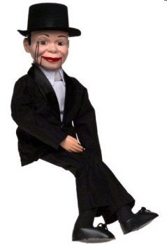 Charlie McCarthy Xia Dynasty, Ventriloquist Doll, Charlie Mccarthy, Kids Rocker, Ventriloquist Dummy, Howdy Doody, Creepy Photos, Scary Dolls, Happy Places