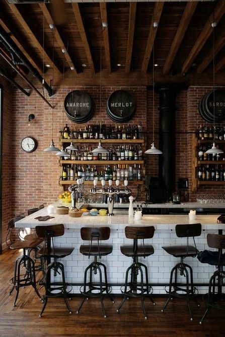 INSPIRING INDUSTRIAL BAR DECORATION See more at: http://vintageindustrialstyle.com/inspiring-industrial-bar-decoration/ Rustic Coffee Shop, Bar Deco, Decoration Restaurant, Bar Interior Design, Bar Vintage, Home Coffee Bar, Industrial Bar, Best Coffee Shop, Modern Restaurant