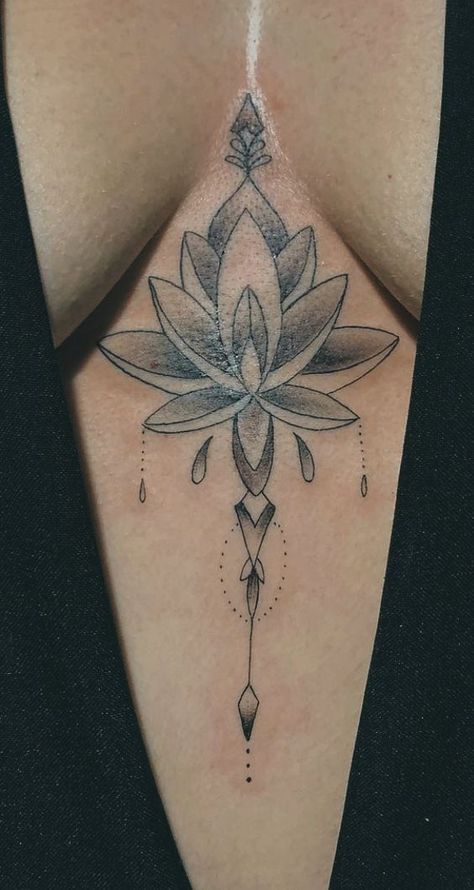 Tattoos Middle Of Chest Women, Lotus Flower Chest Tattoo Female, Tattoos For Underboob, Backtattoos Back Women, Underbreast Tattoo Black Women, Lotus Flower Sternum Tattoo, Chest Tats For Women, In Between Chest Tattoo Female Black, Underboob Tattoo Black Women