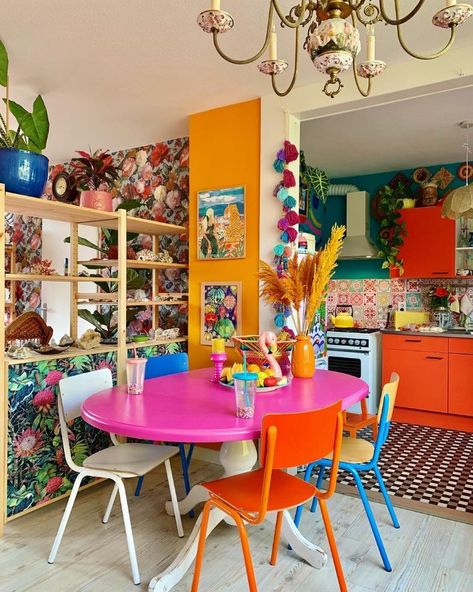 Hippie Apartment Aesthetic, Hippie Apartment, Ikea Shelf, Groovy Vibes, Colorful Apartment, Shelf Cabinet, Eclectic Living, Colorful Kitchen, Stil Boho