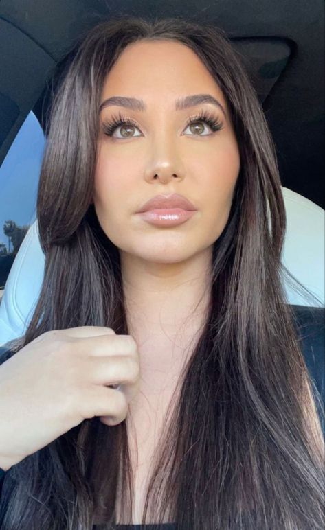 Catherine Paiz Makeup, Catherine Paiz Hair, Catherine Mcbroom, Two Braid Hairstyles, Catherine Paiz, Girls Things, Perfect Nose, Brown Hair Looks, Chocolate Hair