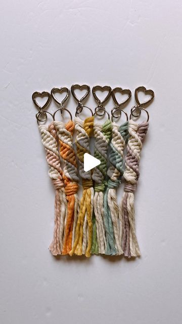 Hemp Cord Macrame, Tutorial Macrame Keychain, Macrame Tassel Keychain, Diy Macrame Gifts, Macrame Keychain Tutorial Step By Step, How To Make Macrame Keychains, Macrame Keychain Diy Tutorials, Two Color Macrame, Macrame Keychain Diy