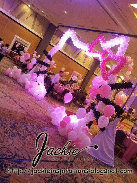 Hello Kitty Theme Sweet 16, Hello Kitty Arch Balloon, Ballroom Party Ideas, Hello Kitty Quinceanera Invitations, Hello Kitty Themed Quinceanera, My Melody Quinceanera, Hello Kitty Quince Invitations, Hello Kitty Themed Quince, Hello Kitty Quince Dress