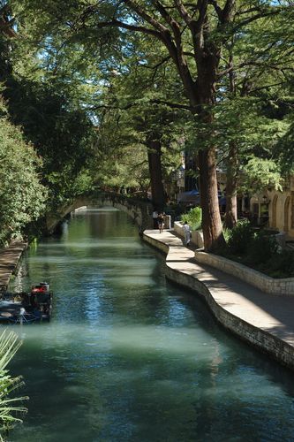 River Walk San Antonio Texas, San Antonio Riverwalk, San Antonio River, Texas Travel, Usa Travel Destinations, River Walk, San Antonio Texas, Utrecht, Pretty Places