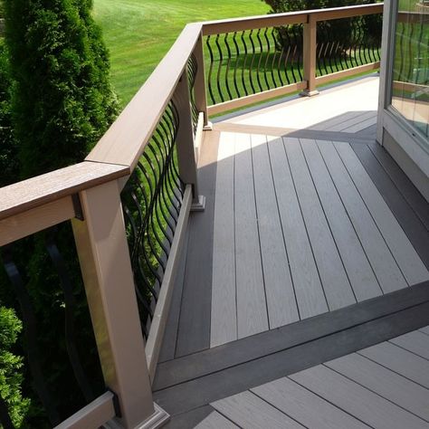 Two Tone Deck Ideas | two-tone composite deck, steel strap balusters Two Tone Deck, Deck Vs Patio, Lake Patio, Outdoor Composite Decking, Composite Decks, Outdoor Living Deck, Front Yard Patio, Deck Remodel, Deck Pictures