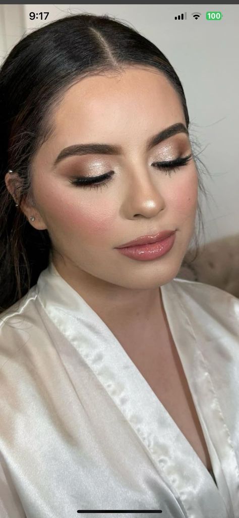 Makeup Looks Pakistani, Gold Soft Glam Makeup, Soft Glam Eye Makeup, Mother Of Bride Makeup, Wedding Makeup Bridesmaid, Pakistani Makeup, Glam Eye Makeup, Engagement Makeup, Soft Makeup Looks