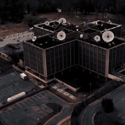 Hawkins Lab Aesthetic, Dark Laboratory, Hawkins Laboratory, Amelia Henderson, Byers House, Stranger Things Book, Palace Arcade, Hawkins Lab, Lab Aesthetic