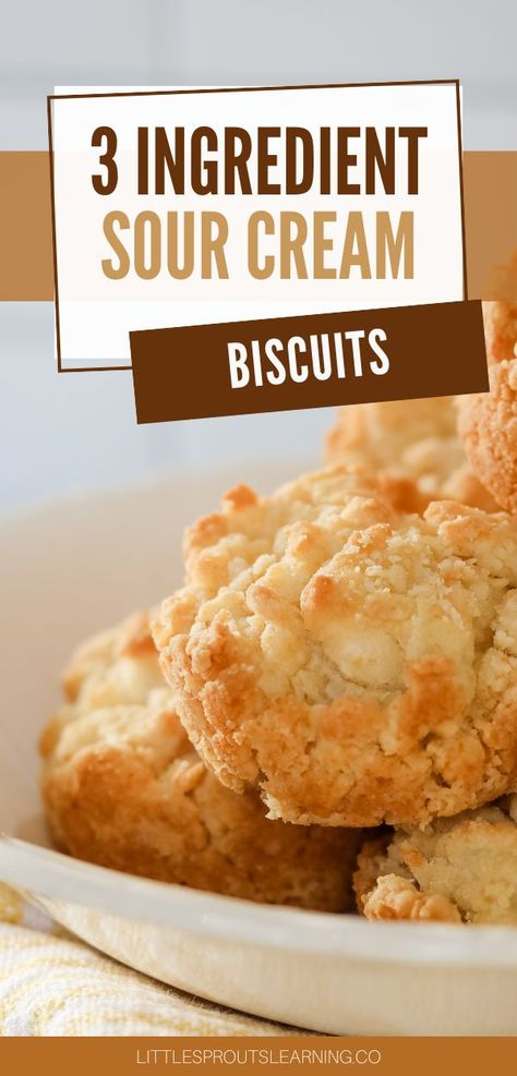 Recipe Using Sour Milk, Biscuit Recipe No Milk, Old Fashioned Biscuit Recipe, 3 Ingredient Biscuit Recipe, Southern Biscuits Recipe, Cream Bread Recipe, Sour Cream Biscuits, Best Biscuit Recipe, Milk Biscuits