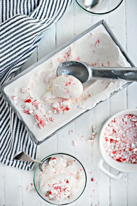 Candy Cane Ice Cream, Peppermint Ice Cream, Ice Cream Base, Peppermint Candy Cane, No Churn Ice Cream, Ice Cream Recipe, Make Ice Cream, Ice Cream Machine, Mint Chocolate Chips