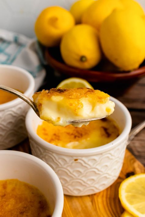 Lemon Creme Brulee is creamy, light and perfectly baked with a sugar topping that's amazing to crack into! Crème Brûlée Recipe, A Southern Soul, Cream Brulee, Creme Brulee Recipe, Lemon Sugar, Creamy Desserts, Lemon Cream, Lemon Recipes, Small Bites