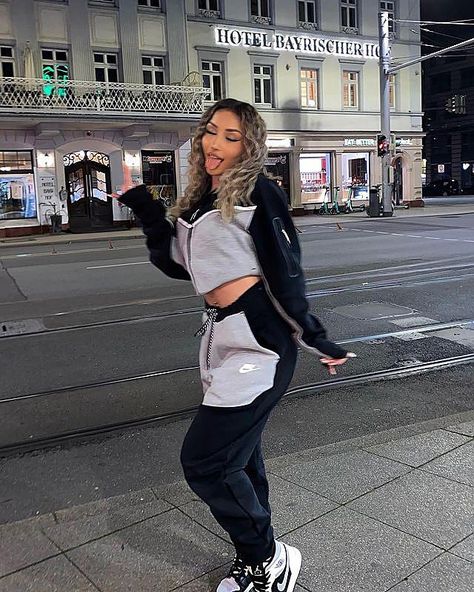 Drip Outfits Women, Tech Outfit, Tomboy Stil, Pakaian Hipster, Tomboy Outfit, Baggy Outfit Ideas, Cute Nike Outfits, Mode Zara, Swag Outfits For Girls