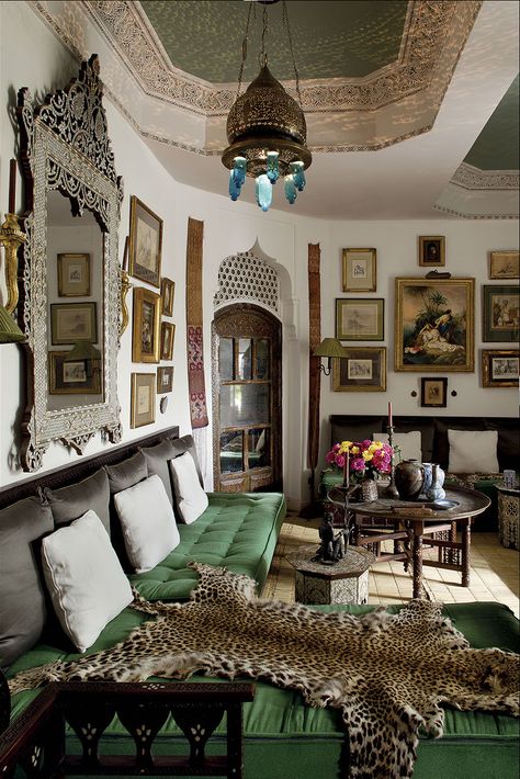 Vintage Maximalist Decor, Moroccan Homes, Moroccan Interiors, Maximalist Decor, Moroccan Design, Home Bathroom, Moroccan Decor, Inspiring Spaces, Style At Home