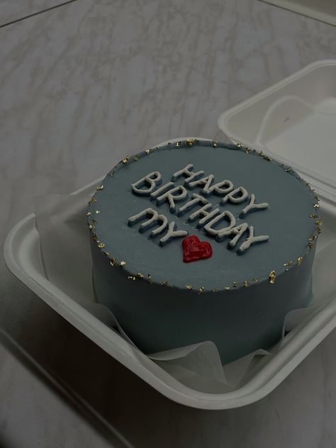 Aesthetic Bento Cake For Boyfriend, Custom Cake For Boyfriend, Bento Cakes For Him, Homemade Birthday Cake For Boyfriend, Birthday Bento Cakes For Boyfriend, Bento Birthday Cake For Boyfriend, Boys Cake Designs Birthday, Husband Bday Cake, Bento Cake For Boyfriend Birthday