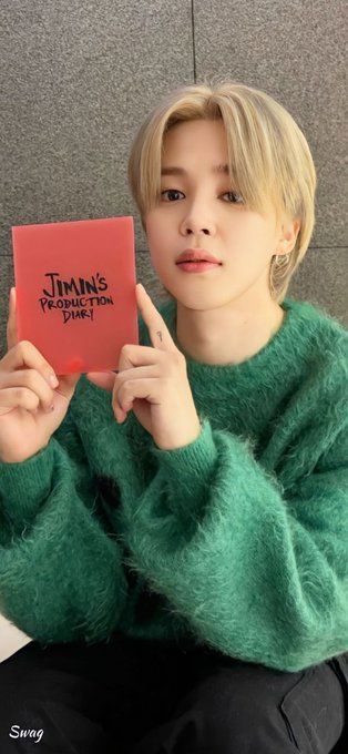 (1) Min Swag 🖤 wallpapers + edits no X: "PARK JIMIN - HD Fullscreen Wallpaper/Lockscreen ✔️Please retweet if you like the picture! ❌️crop the watermark 📂https://t.co/FVGzVqTL0M SPECIAL TALK with Jimin I will RT those who use my wallpapers, so show me #JiminsProductionDiary #SpecialTalkWithJimin #JIMIN @BTS_twt https://t.co/rjKOFxrfGV" / X Park Jimin Cute, Jimin Wallpaper, First Love Bts, Bulletproof Boy Scouts, Green Baby, Park Jimin Bts, Bts Book, Bts Boys, Foto Bts