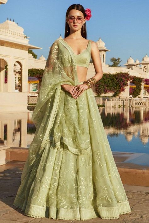 Sabyasachi Lehenga Price : So, How Much Does a Sabya Lehenga Really Cost? Sabyasachi Sarees Price, Sabyasachi Bridal Collection, भारतीय दुल्हन संबंधी, Pastel Lehenga, Green Lehenga Choli, डिजाइनर कपड़े, Saree Bollywood, Sabyasachi Lehenga, Nikkah Dress