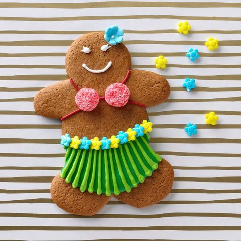 10 Gingerbread Cookie Decorating Ideas | Taste of Home Man Decorating Ideas, Gingerbread Man Decorating Ideas, Decorate Gingerbread Cookies, Gingerbread Decorating Ideas, Gingerbread Man Cookie Recipe, Christmas Pastry, Ugly Sweater Cookie, Gingerbread Man Decorations, Pastry Ideas