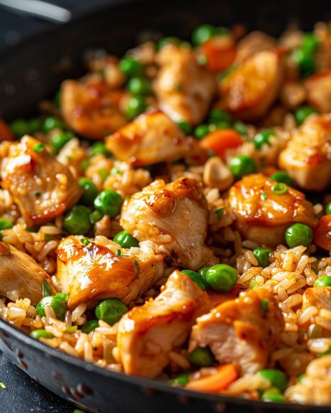 This is probably my hubby's fave recipe ever! Always puts a smile on his face! Respies For Dinner, Chicken And Peas Recipes, Weeknight Dinner Ideas For Two, Chicken And Rice Stir Fry Recipes, Stovetop Meals Dinners, Quick Supper Recipes, Cooktop Cove Recipes Chicken, Chicken And Rice Dinner Recipes, Rice Meals Dinners