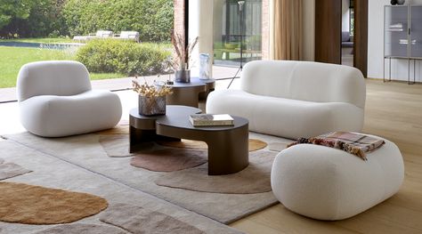 The most stylish sofas to buy now offer more than just a place to recline Ligne Roset Sofa, Contract Interior Design, Yabu Pushelberg, Togo Sofa, Modul Sofa, Indoor Design, Ligne Roset, Stylish Sofa, White Sofas