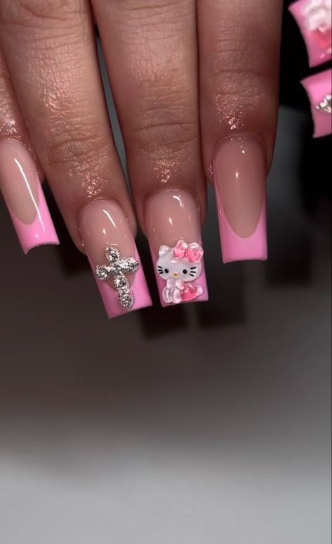 Hello Kitty Short Nails With Charms, Nails With Hello Kitty Charms, Hello Kitty Nails With Charms, Hello Kitty Charm Nails, Pink Hello Kitty Nails, Alt Nails, Pokemon Nails, Charms Nails, Paznokcie Hello Kitty