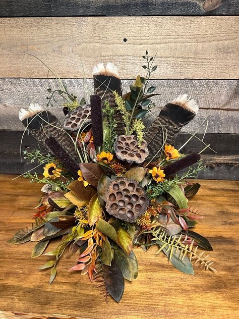 Antler Centerpiece, Wild Turkey Feathers, Deer Hunting Decor, Feather Arrangements, Antler Ideas, Animal Decorations, Floral Antlers, Feather Centerpieces, Hunting Decor